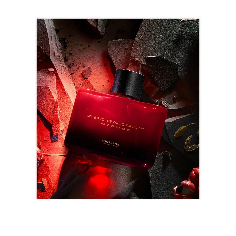 Apa de parfum Ascendant Intense