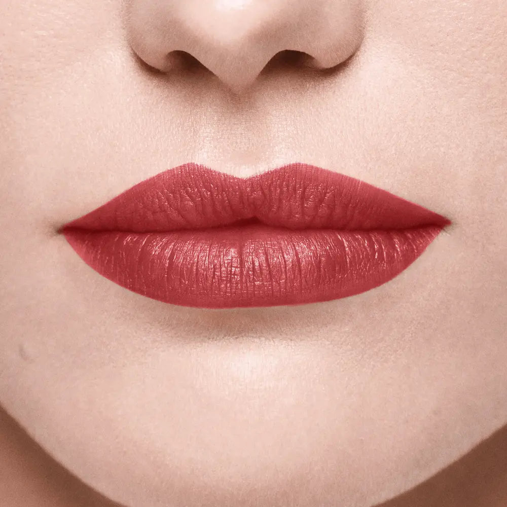 Ruj The One Colour Unlimited Ultra Fix Lichid, mat